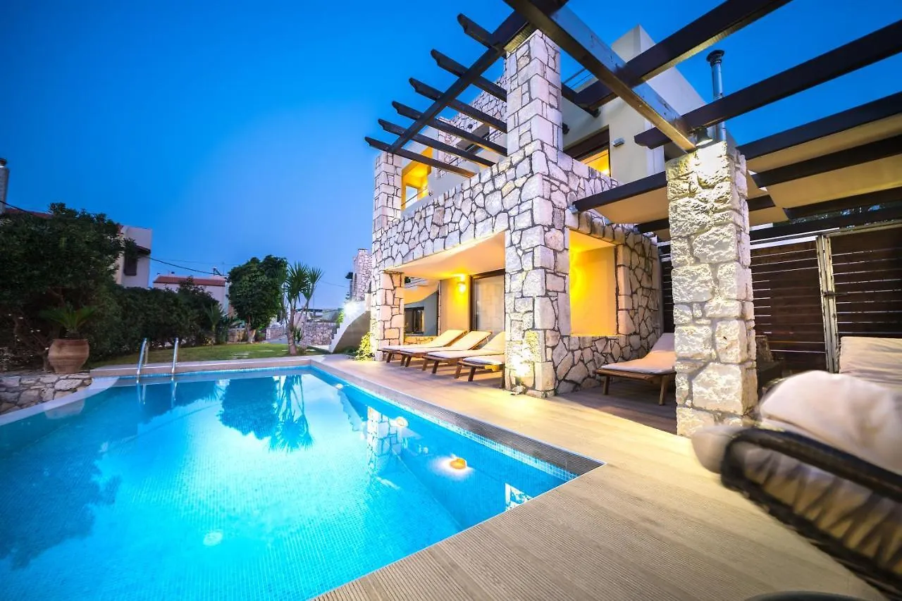 Villa Silvia Heated Pool&Jacuzzi Megala Chorafia