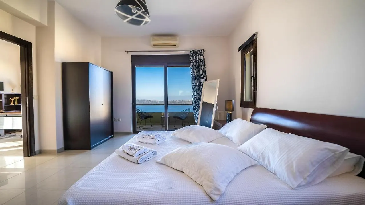 Villa Silvia Heated Pool&Jacuzzi Megala Chorafia 0*,